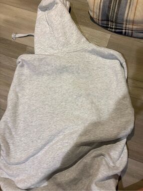 Light Gray Hooded Sweatshirt - Minimal Pullover